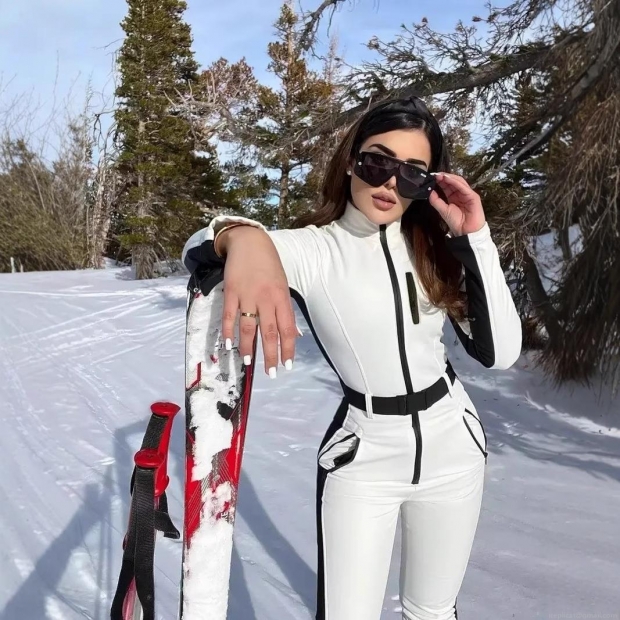 Women's Color Block One Piece Ski Suit Waterproof Windproof Slim Fit Jumpsuit With Belt Outdoor Winter Sportswear Snowsuit