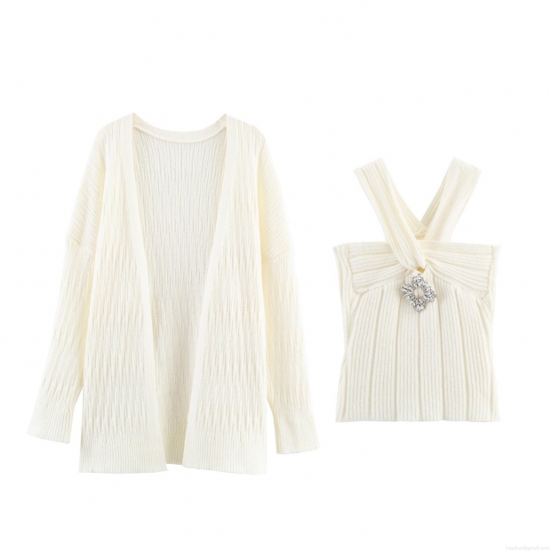 Women's 2 Piece Knit Set Long Sleeve Ribbed Cardigan And Rhinestone Brooch Cross Halter Camisole Casual Solid Color Soft Knitted Outfits