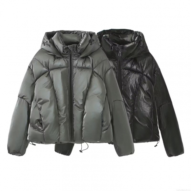 Women's Metallic Glossy Puffer Jacket Hooded Winter Padded Coat Warm Windproof Streetwear Short Quilted Bread Jacket For Ladies