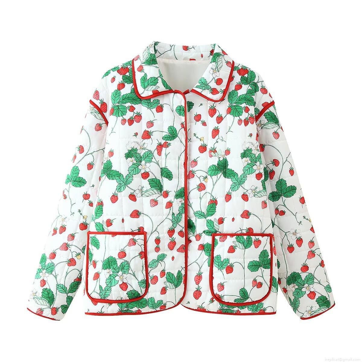 Women's Quilted Strawberry Print Padded Jacket Polyester Outer Cotton Filling Casual Loose Button Down Outerwear Coat With Red Piping Pockets For Autumn Winter Ladies Fashion